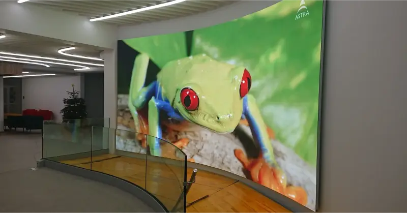 1.6mm curved led screen